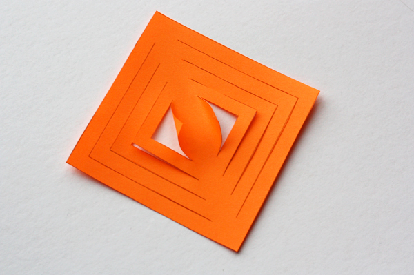 How About Orange: DIY paper Christmas ornaments